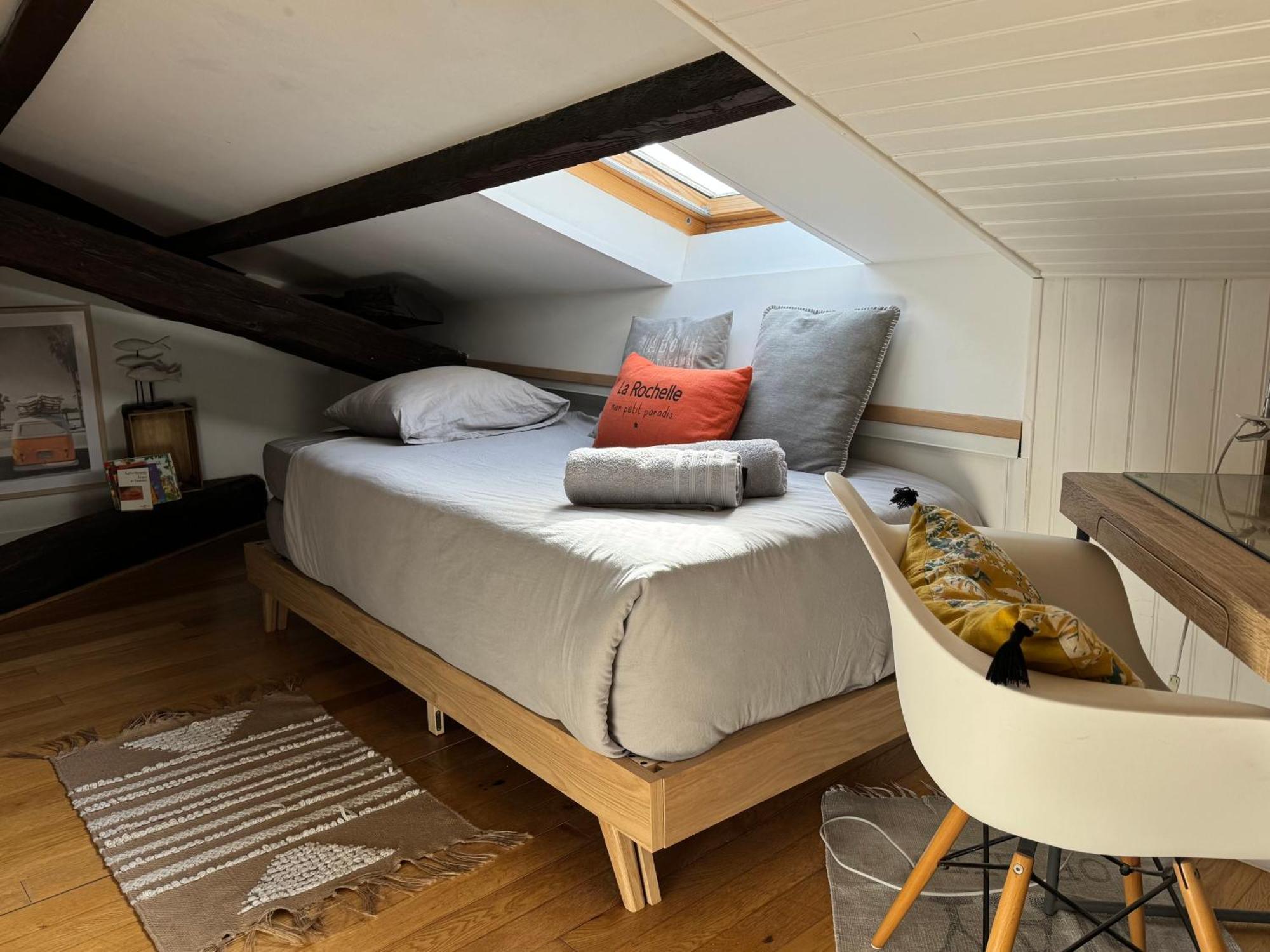 Ღ La Cabane Rochelaise • Vue Sur Le Vieux-Port La Rochelle  Buitenkant foto